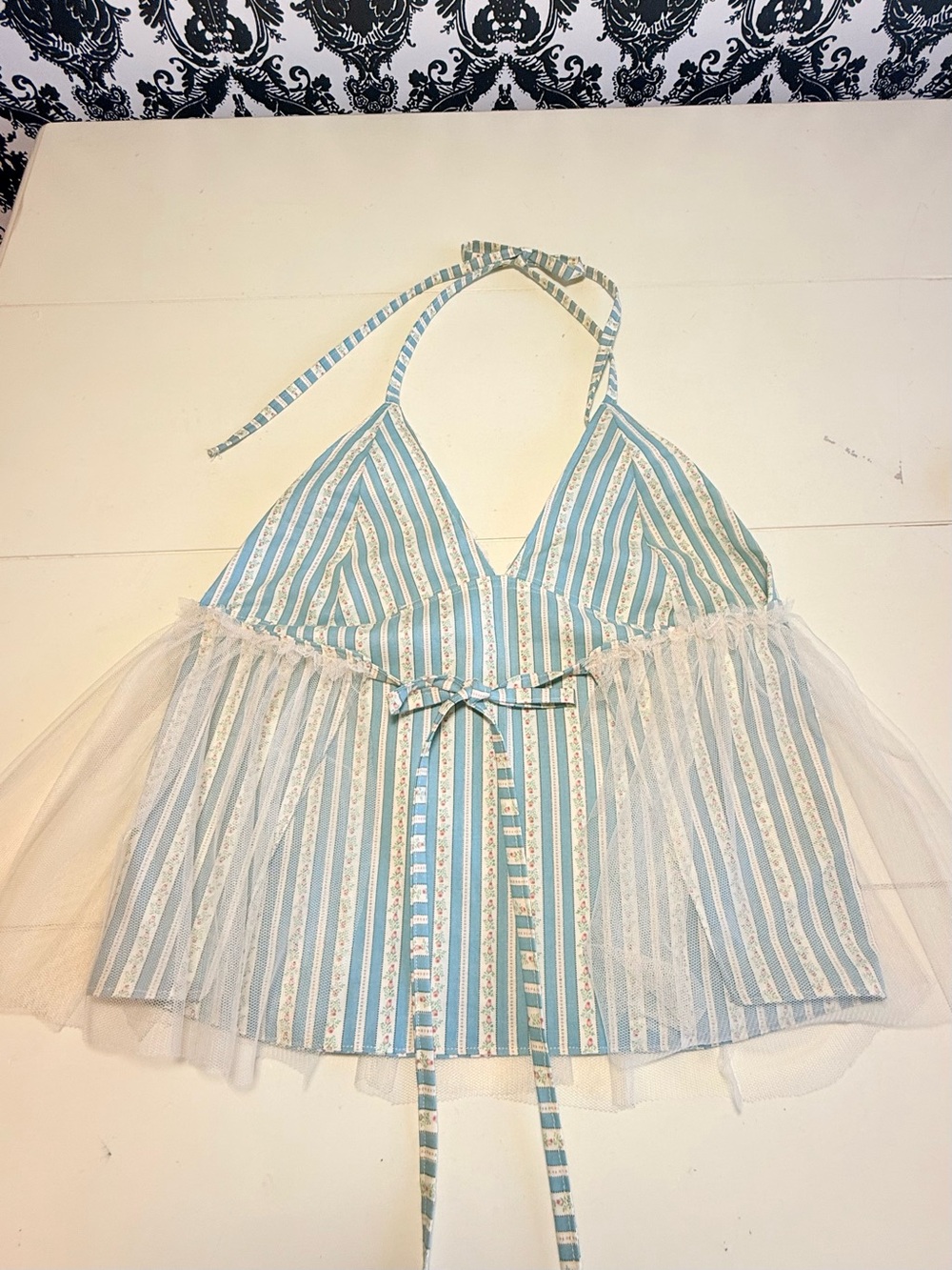 ONE-OF-A-KIND HANDMADE VINTAGE-FABRIC HALTER TOP 🩵 XS - Picture 15 of 16